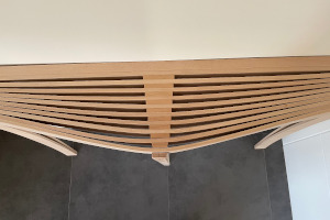 une belle console en bois
