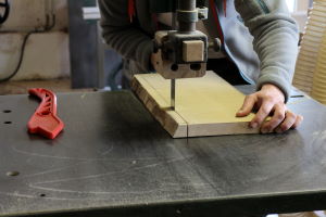 apprendre à utiliser une scie ruban