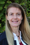 Marie Budin, tient le secretariat du centre de formation